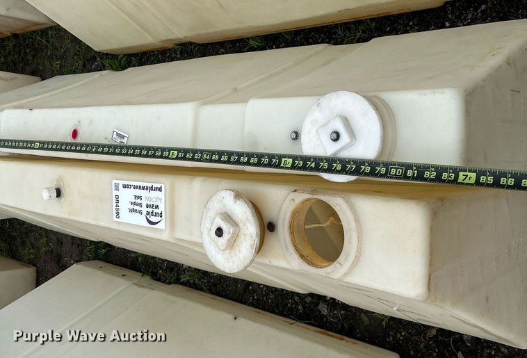 image for item DR4590 (2) barricades