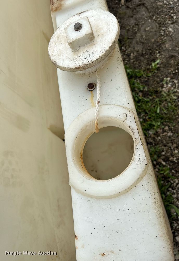 image for item DR4591 (2) barricades