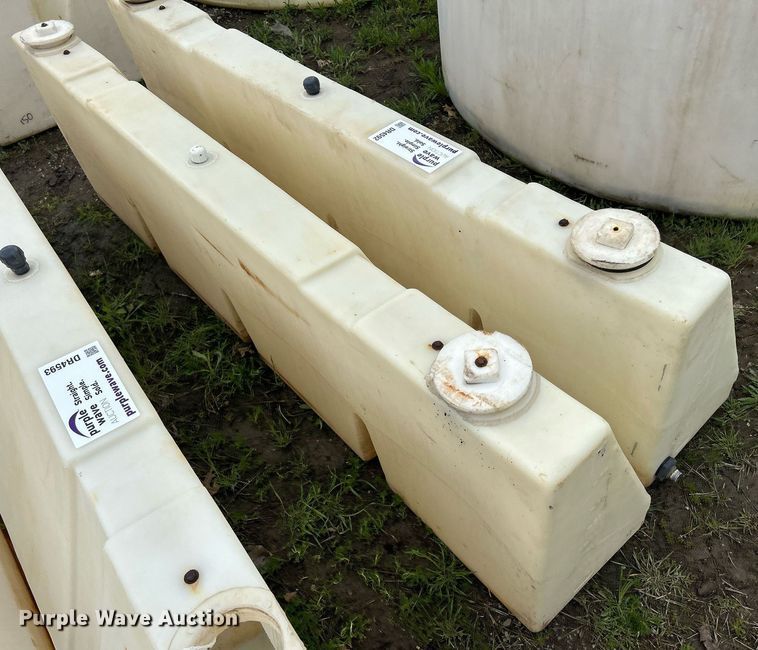 image for item DR4592 (2) barricades