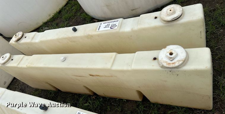 image for item DR4592 (2) barricades