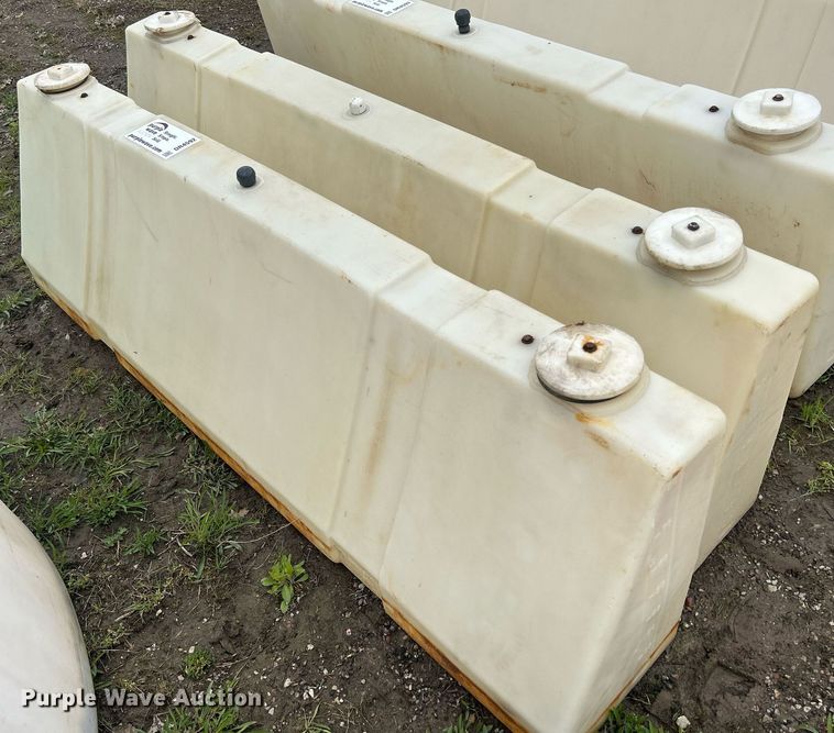 image for item DR4592 (2) barricades