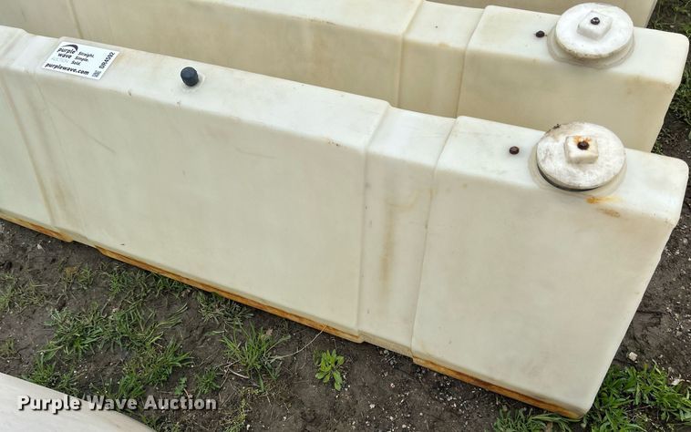 image for item DR4592 (2) barricades