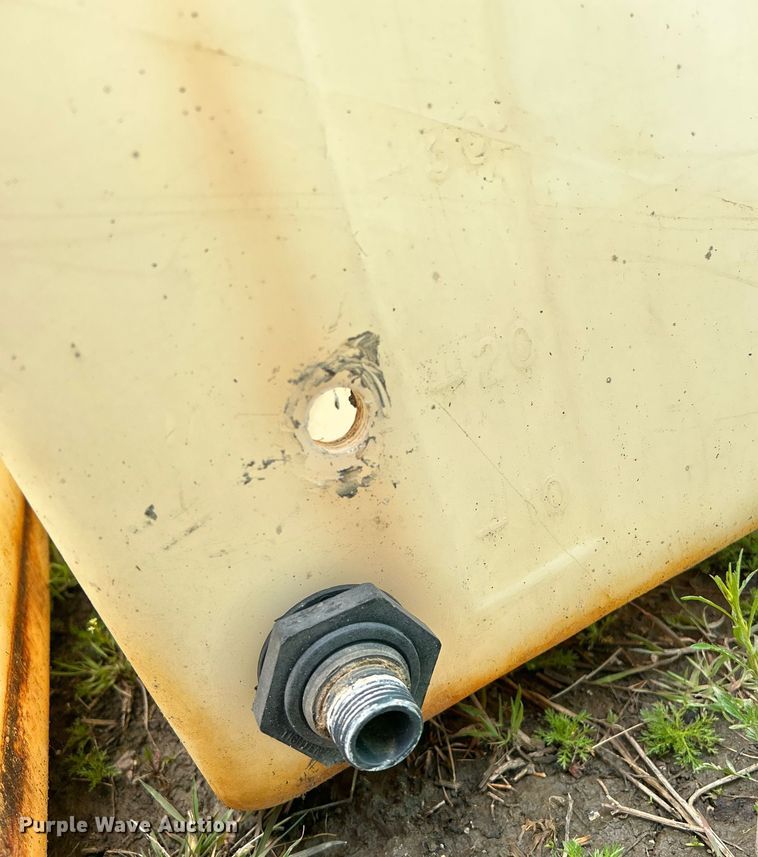 image for item DR4592 (2) barricades