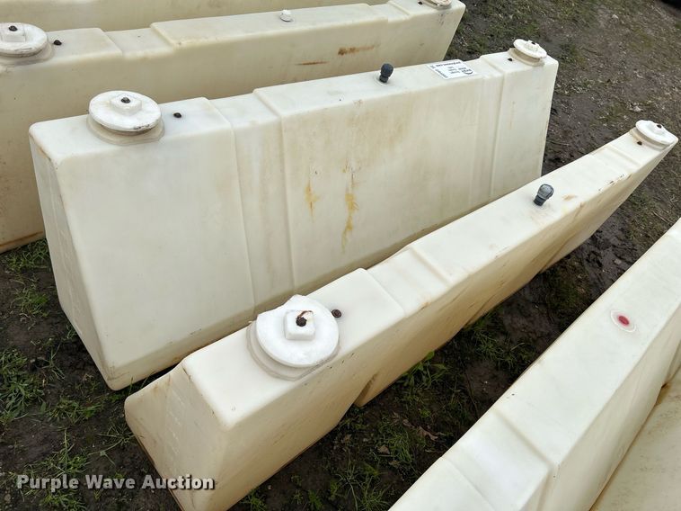 image for item DR4593 (2) barricades