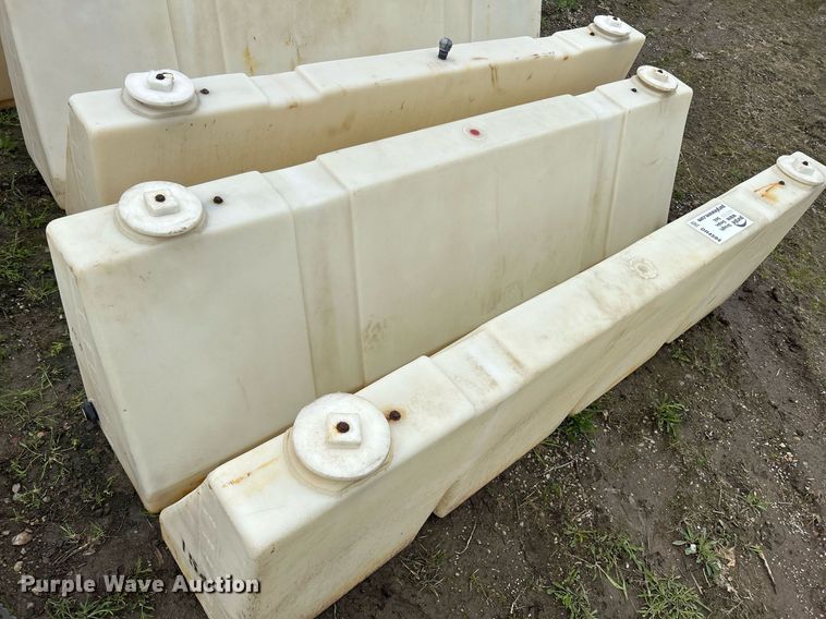 image for item DR4594 (2) barricades