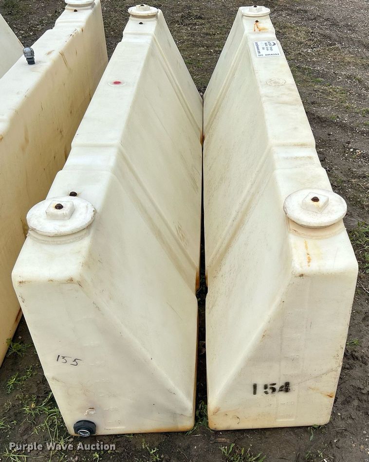 image for item DR4594 (2) barricades