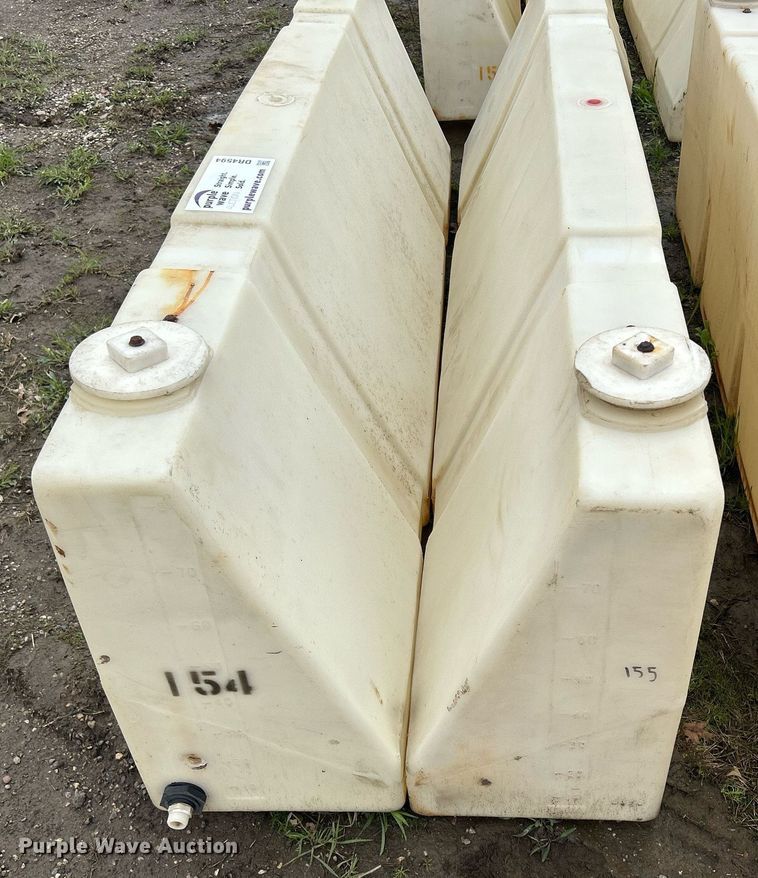 image for item DR4594 (2) barricades