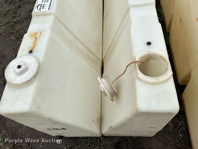 image for item DR4594 (2) barricades