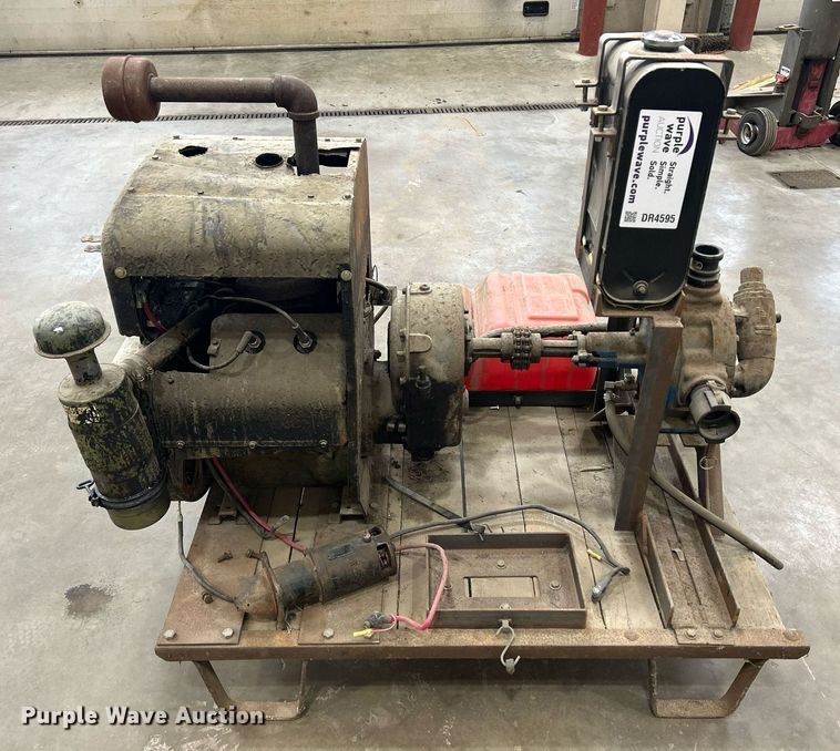 image for item DR4595 Wisconsin VH4D  pump