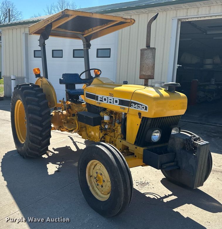 image for item DR5147 1993 Ford 3430  tractor