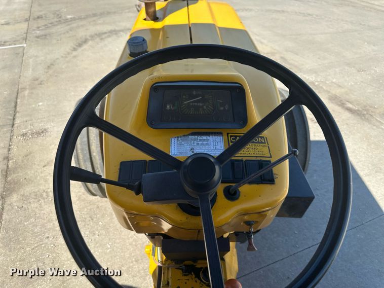 image for item DR5147 1993 Ford 3430  tractor