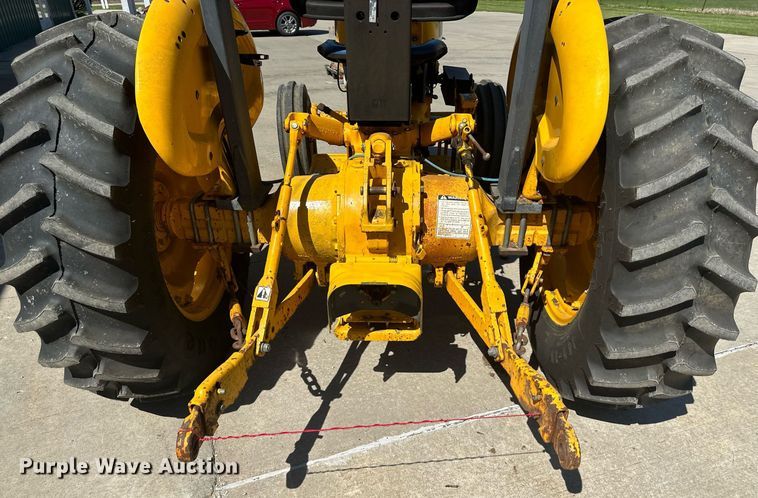 image for item DR5147 1993 Ford 3430  tractor