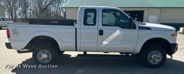 image for item DR5148 2015 Ford F250 Super Duty  SuperCab pickup truck