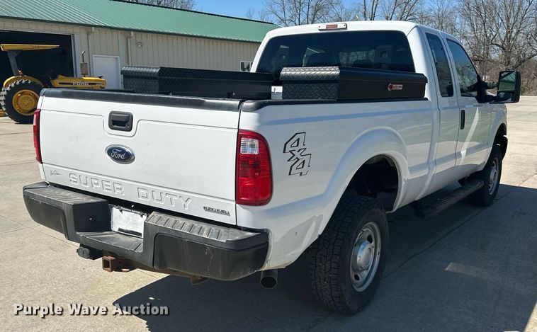 image for item DR5148 2015 Ford F250 Super Duty  SuperCab pickup truck