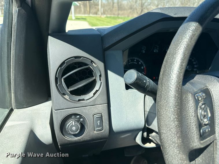 image for item DR5148 2015 Ford F250 Super Duty  SuperCab pickup truck