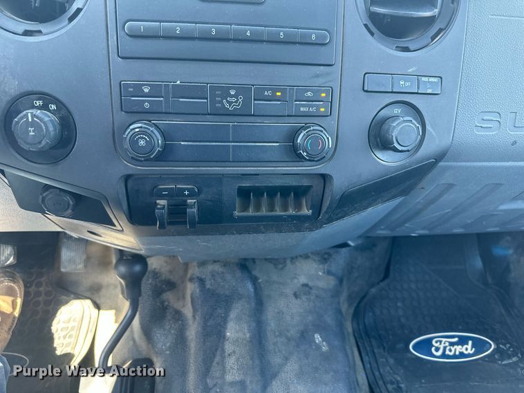 image for item DR5148 2015 Ford F250 Super Duty  SuperCab pickup truck