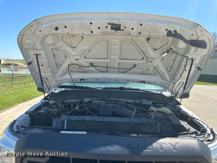 image for item DR5148 2015 Ford F250 Super Duty  SuperCab pickup truck