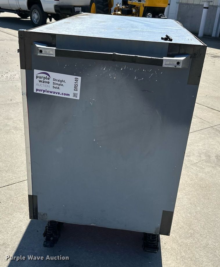 image for item DR5149 Snap On  toolbox