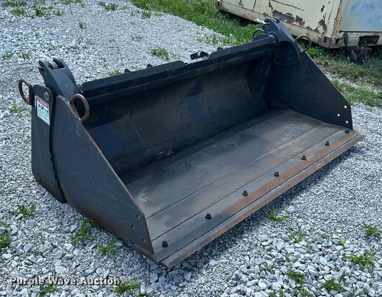 image for item DR5154 Bradco  Bradco 72" W 4-in-1 skid steer bucket