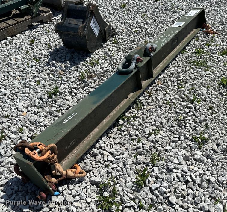 8' L spreader bar in Kearney, MO Item DR5155 sold Purple Wave