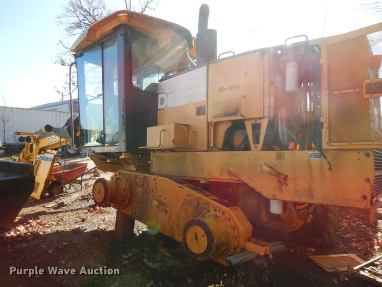 image for item HG9277 2005 John Deere 770D  motor grader