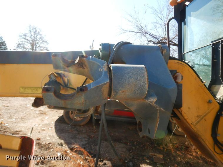 image for item HG9277 2005 John Deere 770D  motor grader