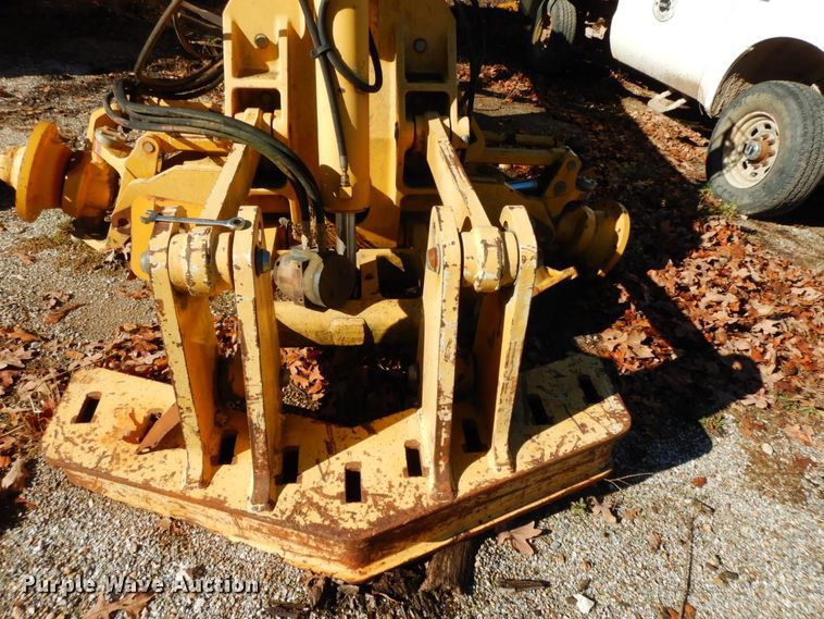 image for item HG9277 2005 John Deere 770D  motor grader