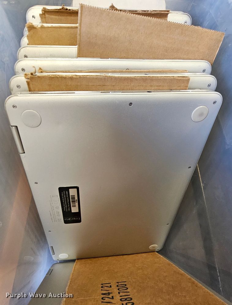 image for item IB9756 (9) Asus C302C laptops