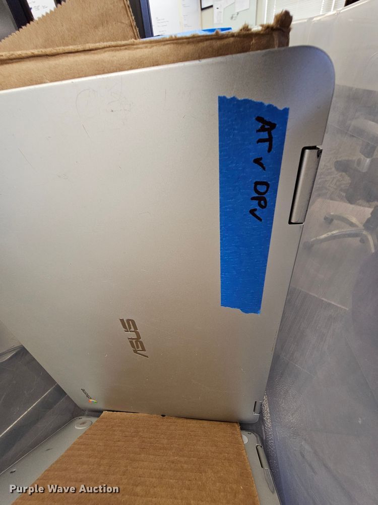 image for item IB9756 (9) Asus C302C laptops