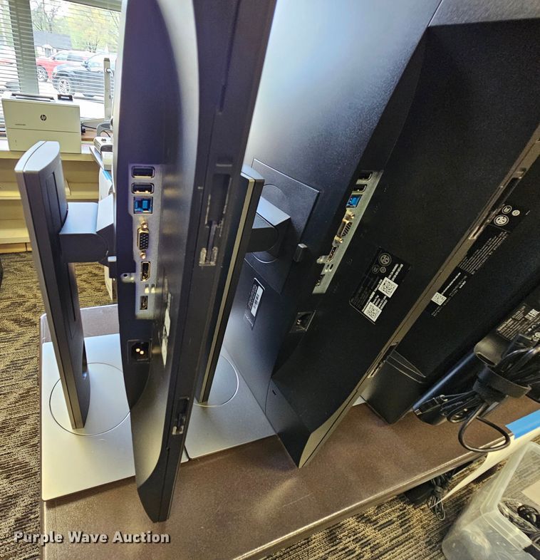 image for item IB9757 (13) monitors