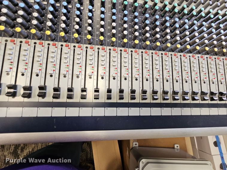 image for item IB9759 Soundcraft GB2  audio mixer