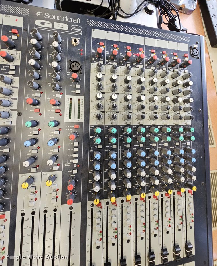 image for item IB9759 Soundcraft GB2  audio mixer