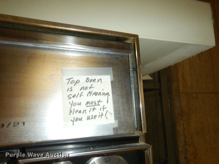 image for item IB9776 Hotpoint double oven