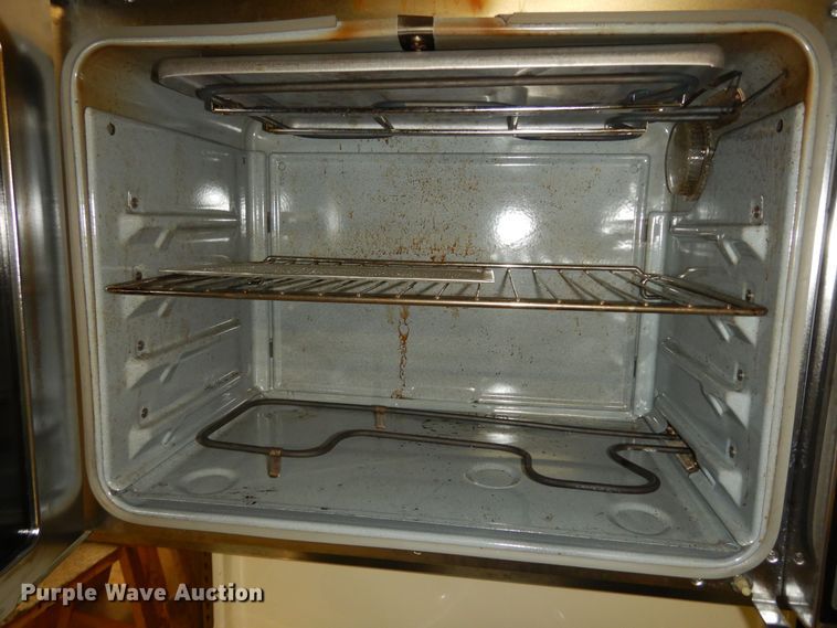 image for item IB9776 Hotpoint double oven