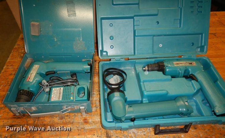 image for item IB9777 (2) Makita drills