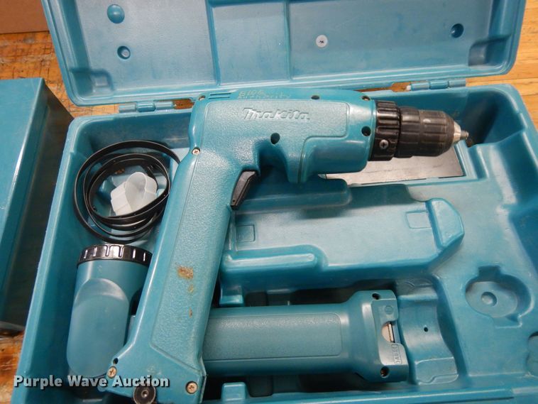 image for item IB9777 (2) Makita drills