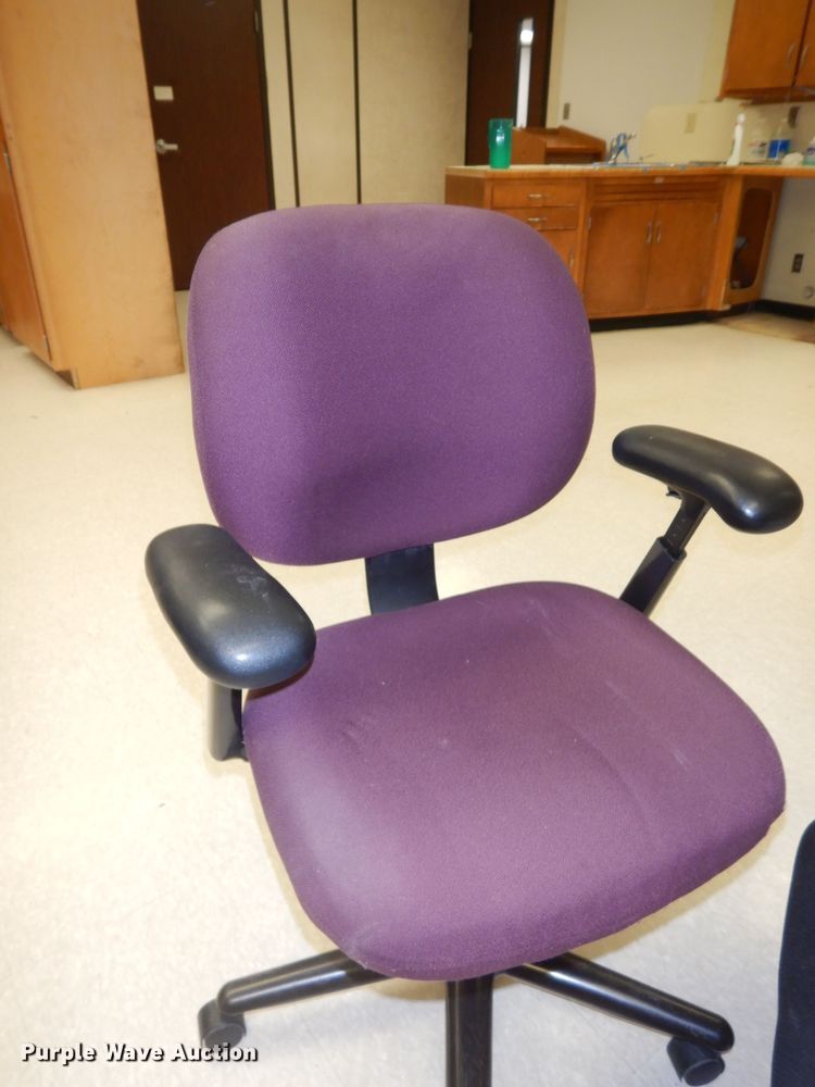 image for item IB9800 (13) office chairs