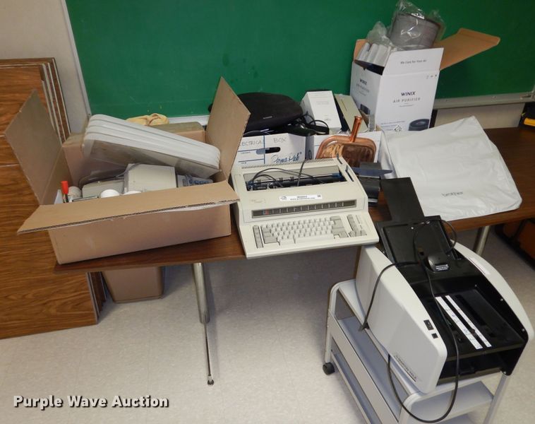 image for item IB9803 Office supplies and equipment