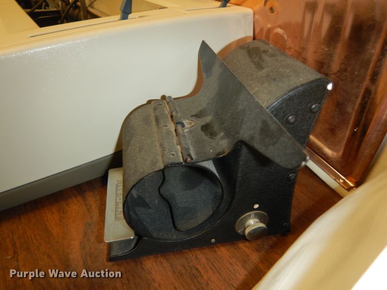 image for item IB9803 Office supplies and equipment