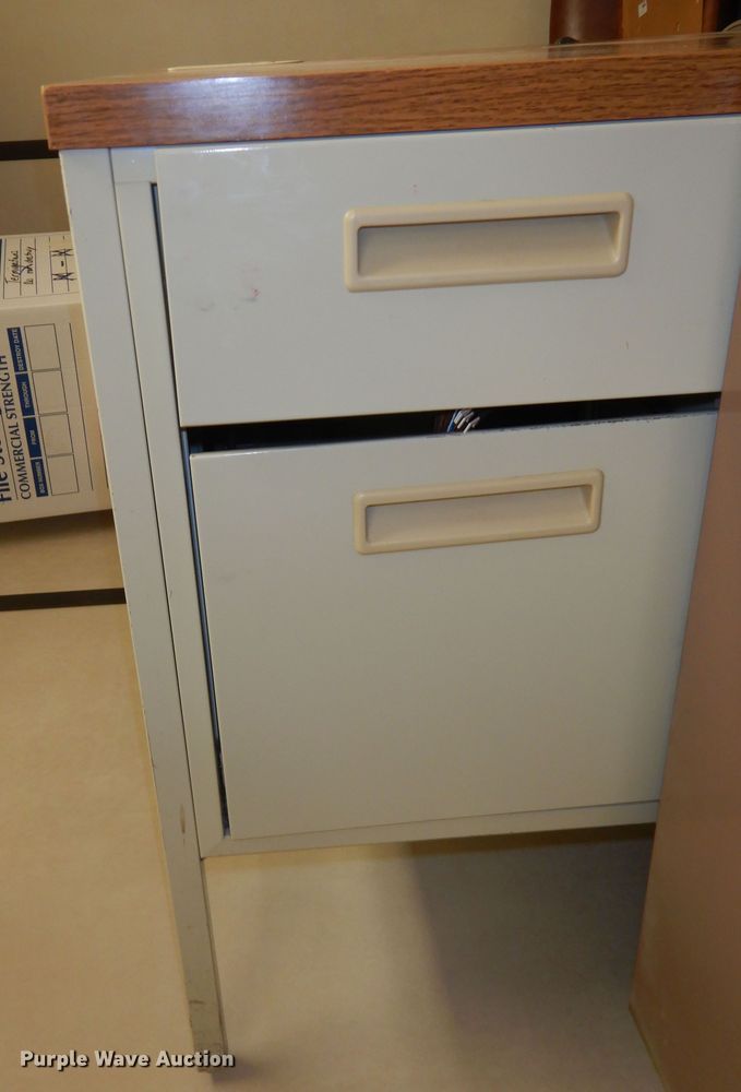 image for item IB9803 Office supplies and equipment