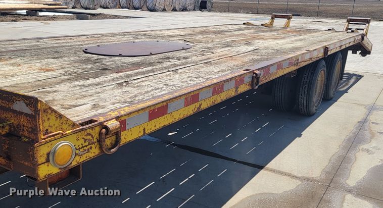 image for item JG9807 1992 Al-Ray equipment trailer