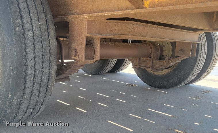 image for item JG9807 1992 Al-Ray equipment trailer