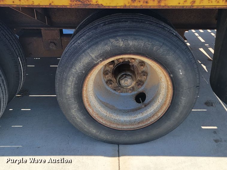 image for item JG9807 1992 Al-Ray equipment trailer