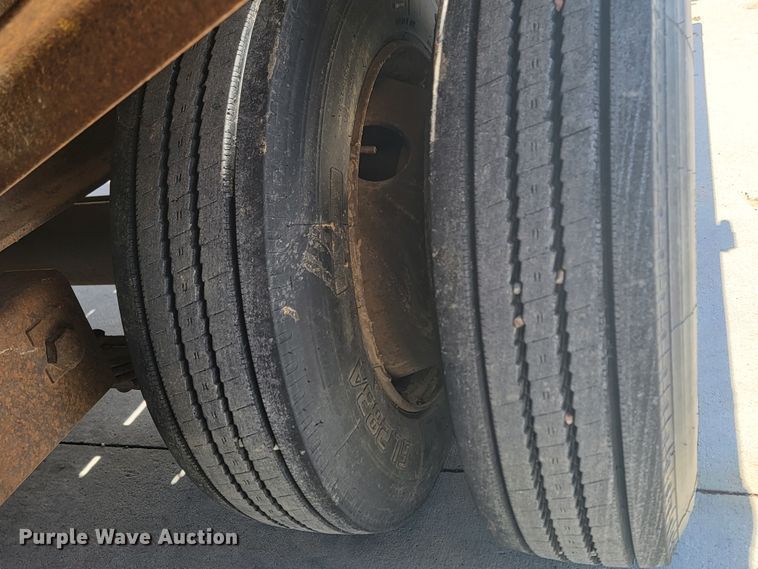 image for item JG9807 1992 Al-Ray equipment trailer