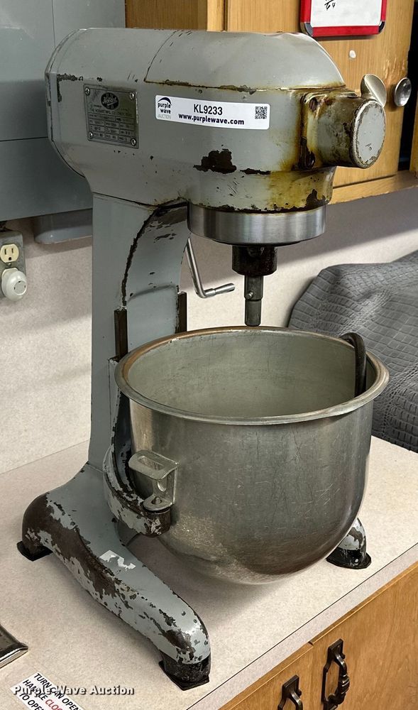 image for item KL9233 Hobart A-200  mixer