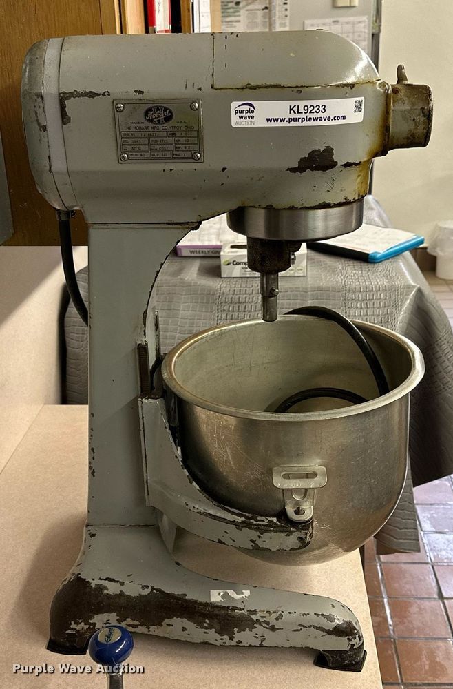 image for item KL9233 Hobart A-200  mixer