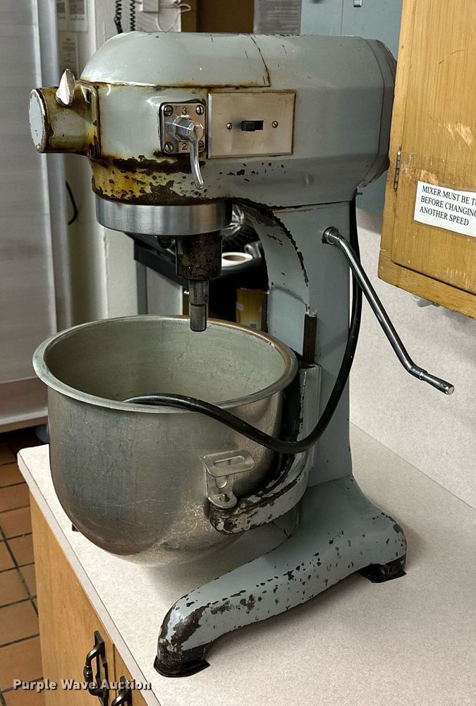 image for item KL9233 Hobart A-200  mixer