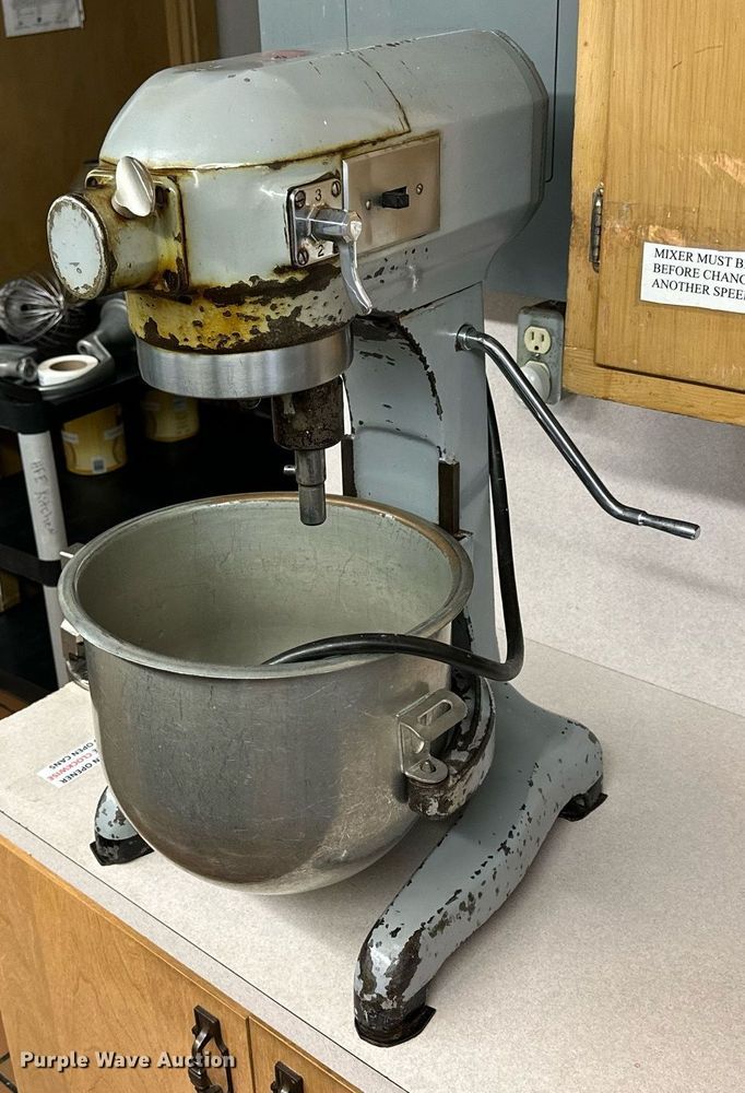 image for item KL9233 Hobart A-200  mixer