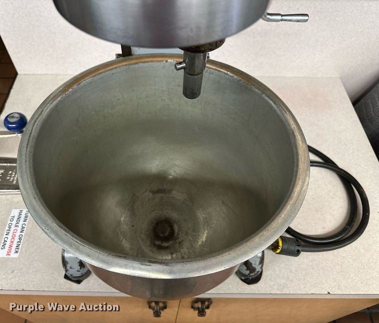 image for item KL9233 Hobart A-200  mixer