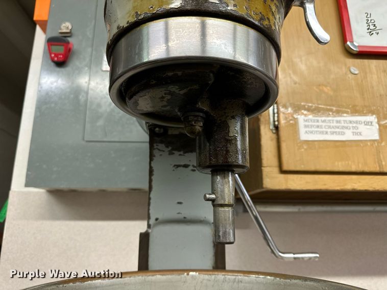 image for item KL9233 Hobart A-200  mixer